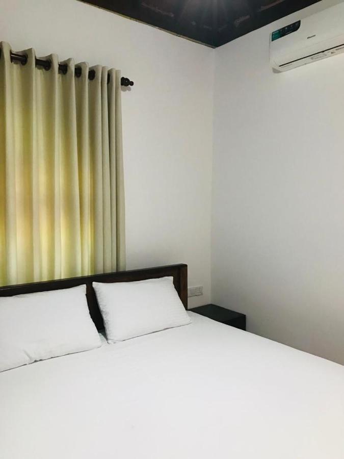 Langama Thena - ළඟම තැන Hotel Holambra Exterior foto
