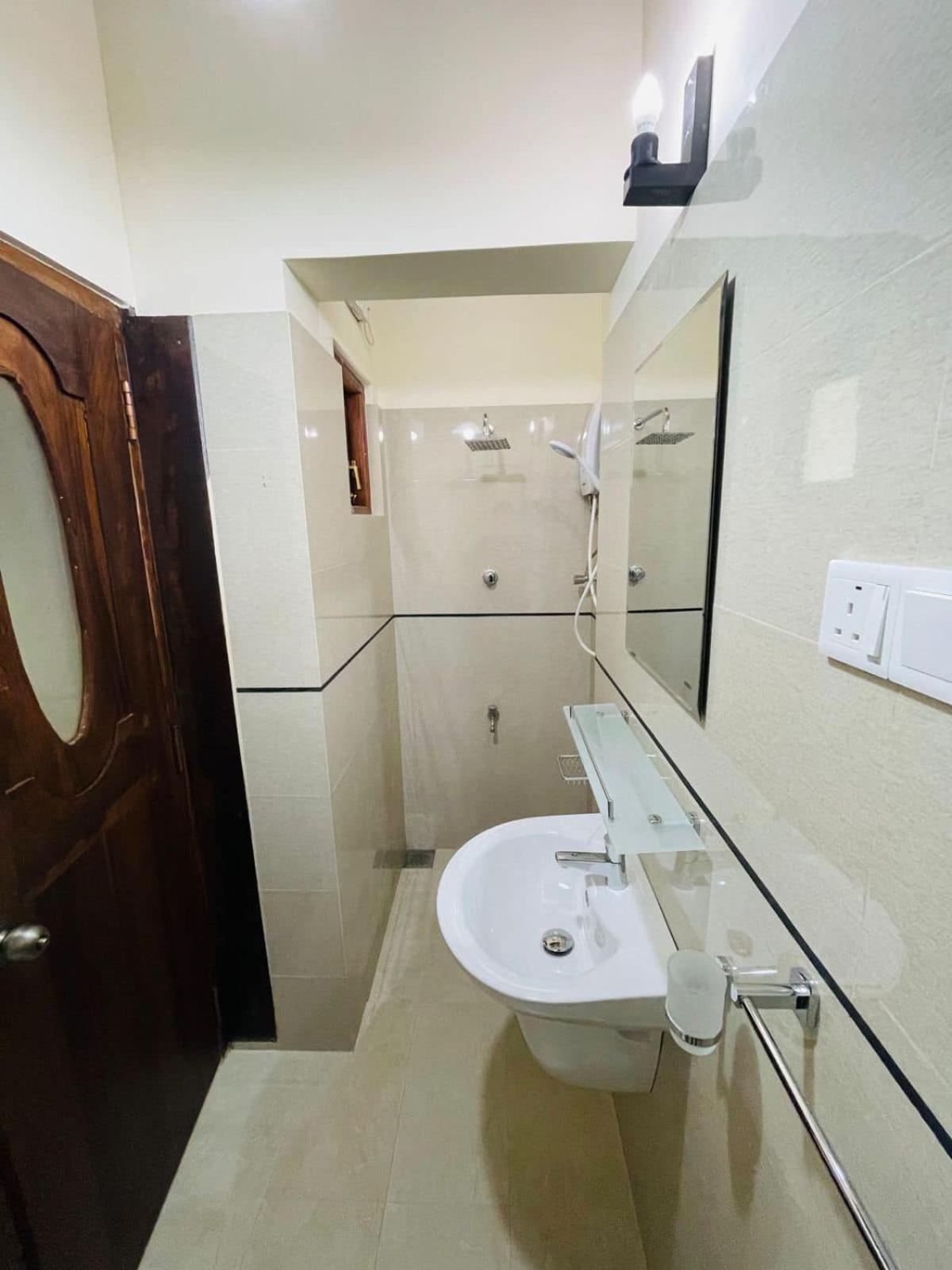 Langama Thena - ළඟම තැන Hotel Holambra Exterior foto